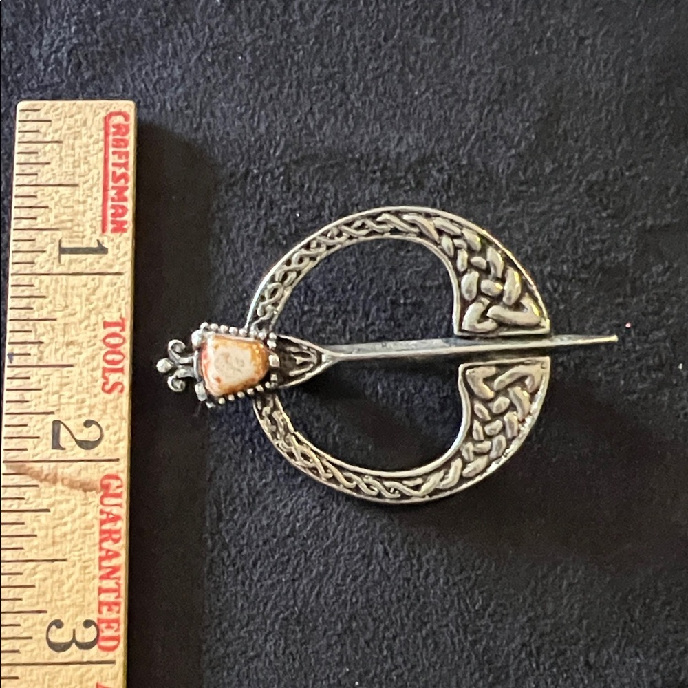 Vintage Stamped Jacobite Celtic pewter brooch with an agate glass stone